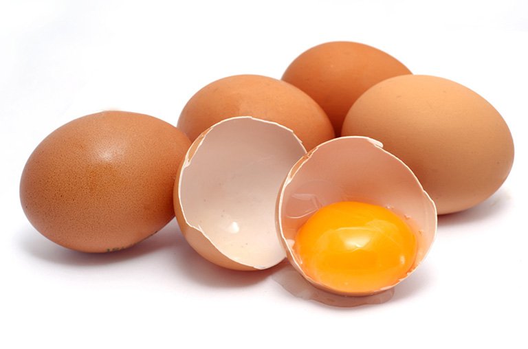 Người bệnh mắc viêm đại tràng mãn tính nên ăn nhiều trứng gà